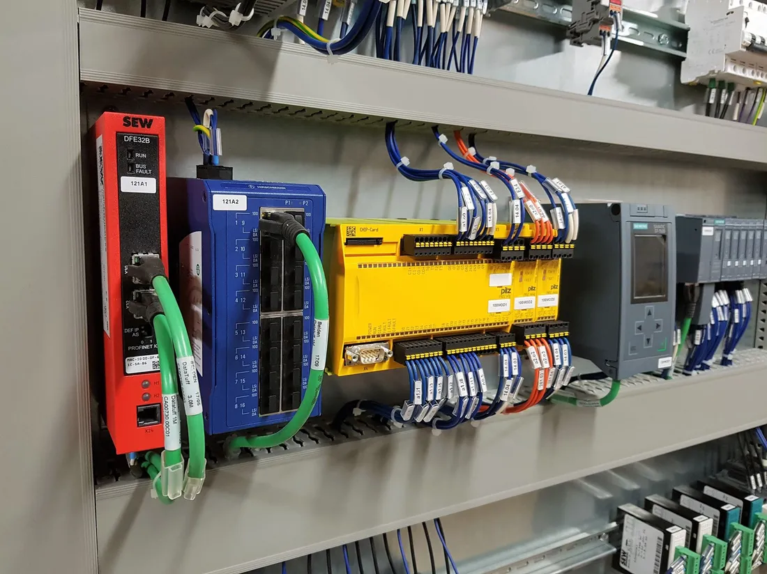 Câblage d'armoire électrique industrielle réalisé par ASL2i · réalisation 22